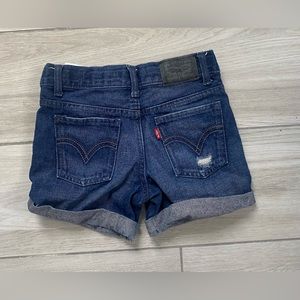 GIRLS LEVI’S GIRLFRIEND SHORTY SHORTS